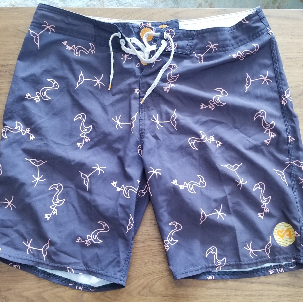 Board shorts/ swim trunks